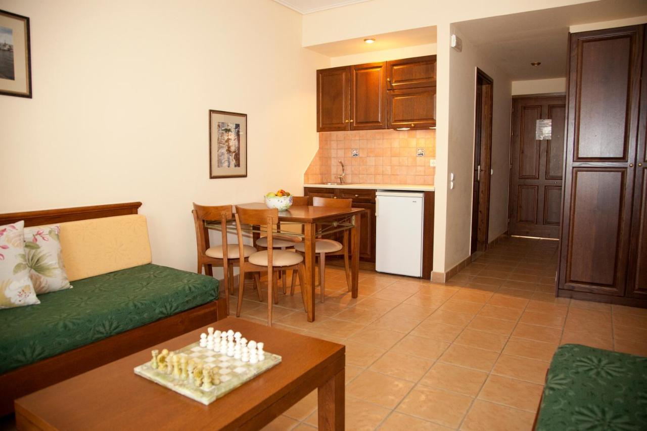 Mylos Hotel Apartments Platanés Exterior foto