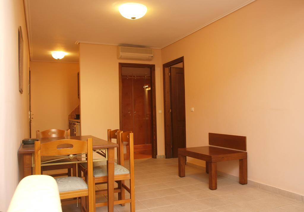 Mylos Hotel Apartments Platanés Exterior foto